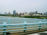 大阪到着淀川大橋